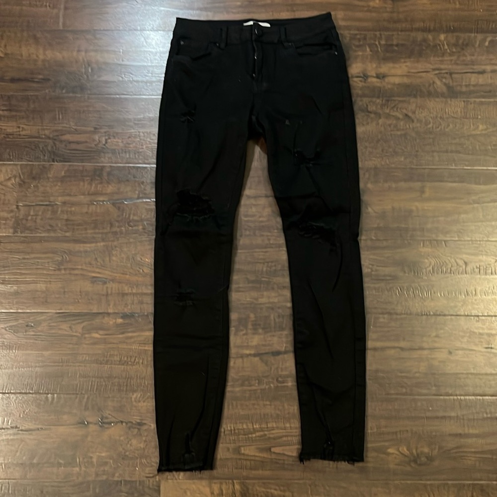 Refuge Skinny Ripped Black Jegging